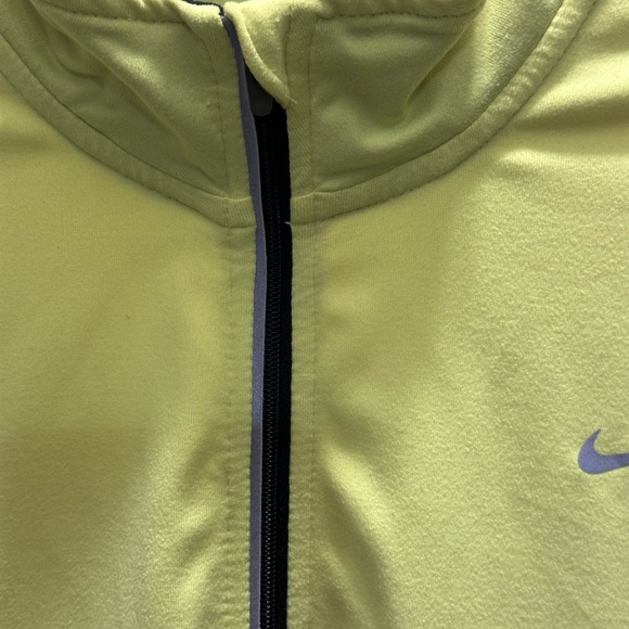 Nike Size M Lightweight Running Jacket EUC - Picture 5 of 8